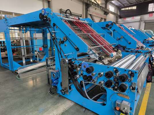 Macchina Laminatrice Automatica per Flauti Progettata per la Laminazione di Cartone Ondulato e Prestazioni di Laminazione Litografica in Ambito Commerciale