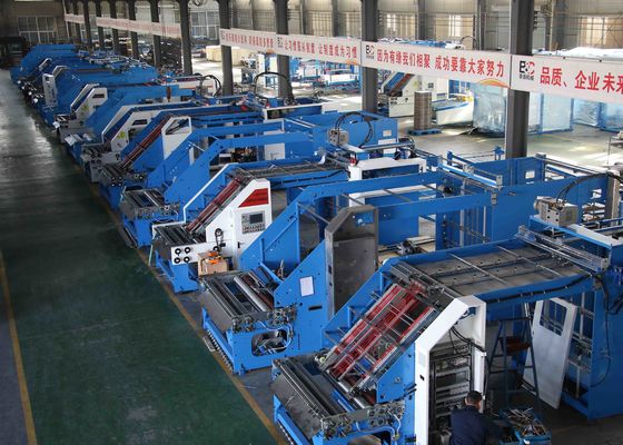 macchina Accoppiatrici di 1900x1900mm automatica per il contenitore di laminazione di cartone del cartone ondulato