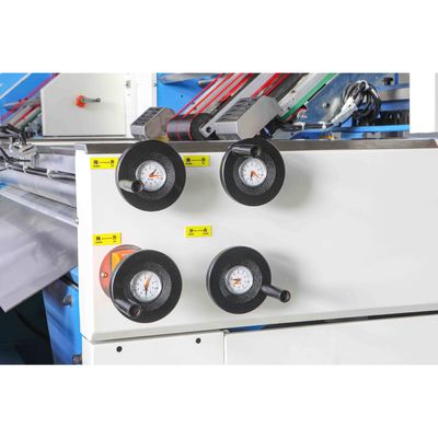 Alta precisione completamente automatica 2200mm della macchina della laminazione della flauto per l'incollatura cartone ondulato e del cartone