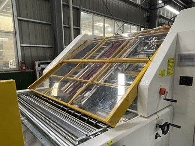macchina di laminazione della flauto di 2200x2200mm automatica con CE lanciato per stampa