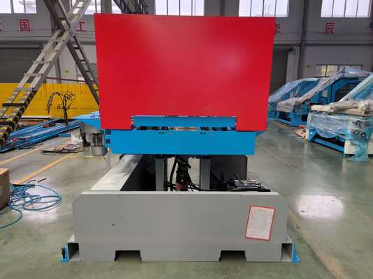 Innovativa macchina per la trasformazione di pile che combina la rimozione della polvere e l'allineamento dell'aria per aumentare il throughput della linea di imballaggio e la stampa nell'industria tipografica